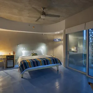 https://el-blok.sanjuanpuertorico-hotels.com